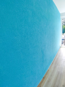 peinture sur crépi et plinthe à Charly